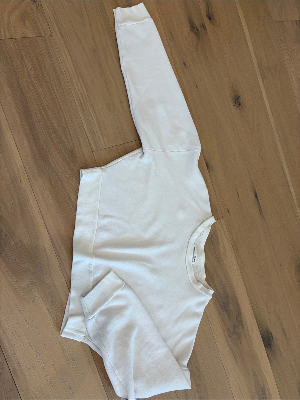 Reformation White Cropped Crewneck Sweatshirt - Picture 2 of 4
